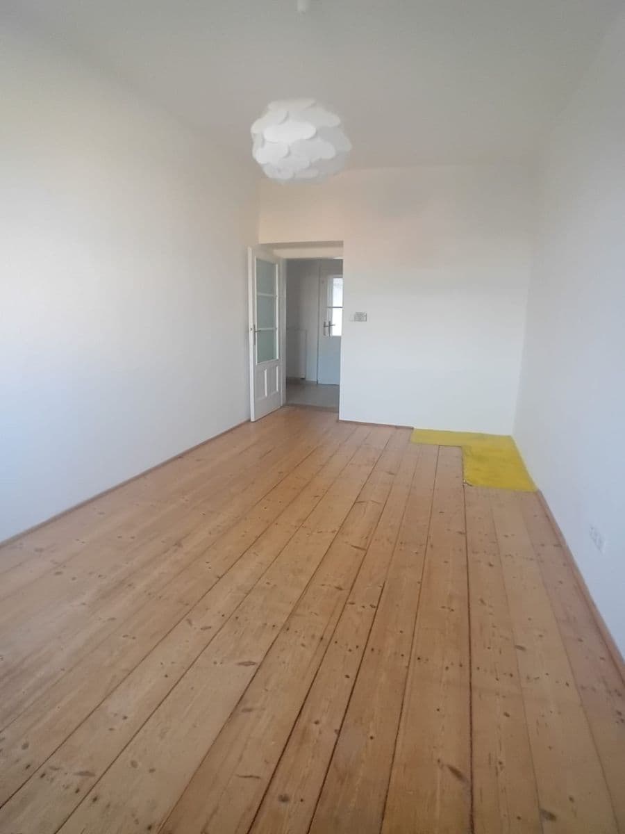 Prenájom bytu 2-izbový 57 m², Ortenovo náměstí, Praha, Praha Prenájom bytu 2-izbový 57 m², Ortenovo náměstí, Praha, Praha