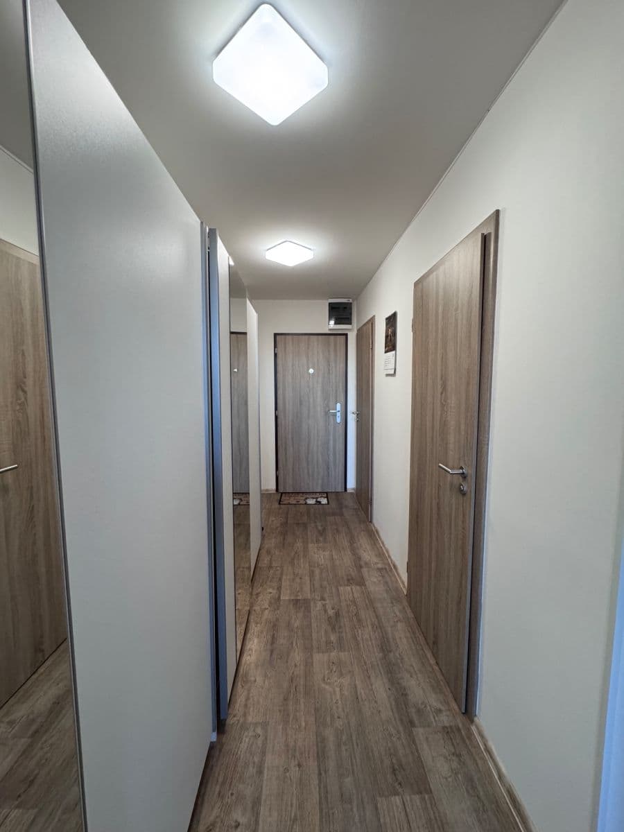 Prenájom bytu 2-izbový 49 m², Smotlachova, Praha, Praha Prenájom bytu 2-izbový 49 m², Smotlachova, Praha, Praha