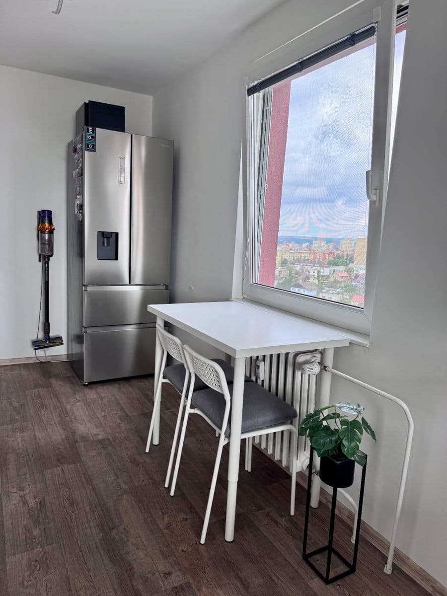 Prenájom bytu 2-izbový 49 m², Smotlachova, Praha, Praha Prenájom bytu 2-izbový 49 m², Smotlachova, Praha, Praha