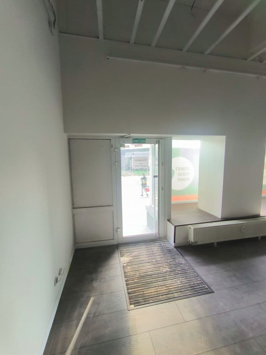 Prenájom nebytového priestoru 82 m², P. Pázmaňa, Šaľa, Nitriansky kraj Prenájom nebytového priestoru 82 m², P. Pázmaňa, Šaľa, Nitriansky kraj