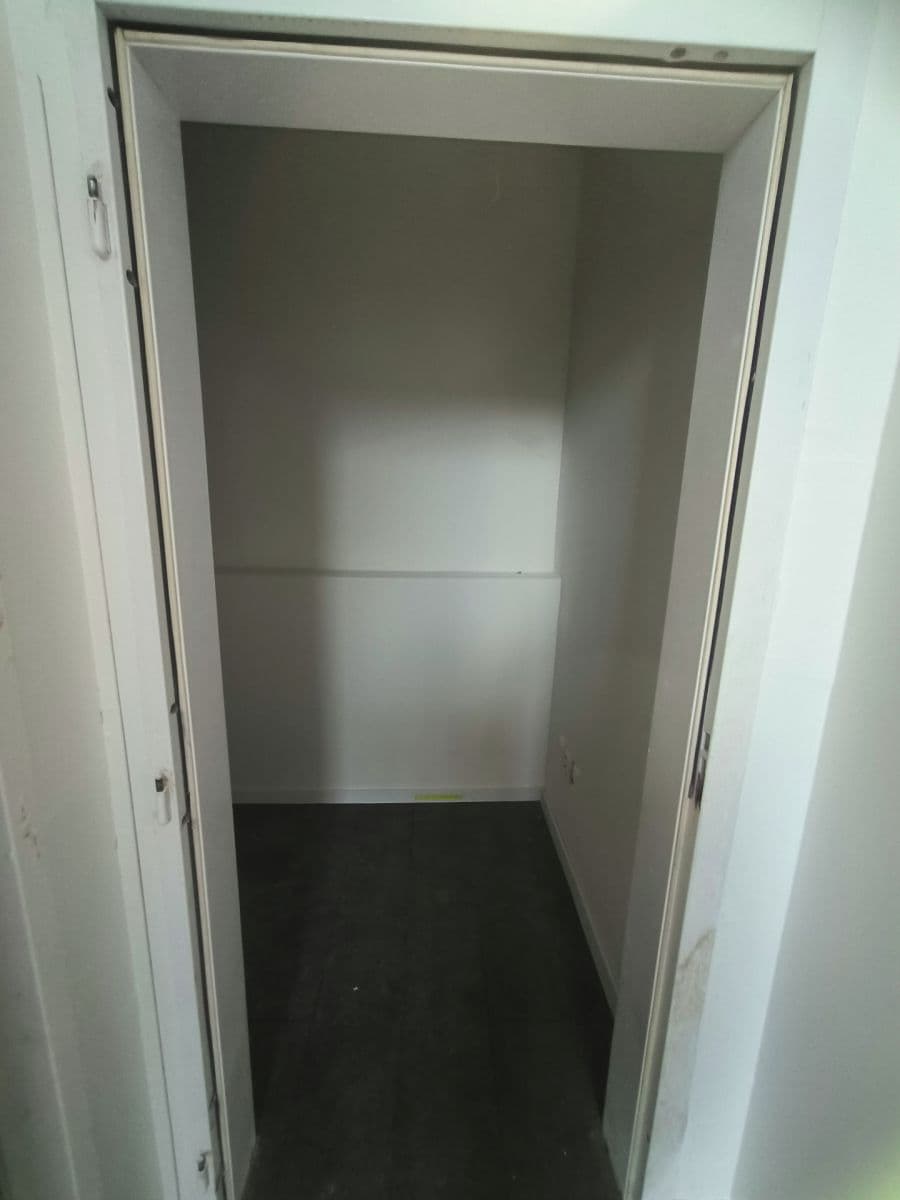 Prenájom nebytového priestoru 82 m², P. Pázmaňa, Šaľa, Nitriansky kraj Prenájom nebytového priestoru 82 m², P. Pázmaňa, Šaľa, Nitriansky kraj