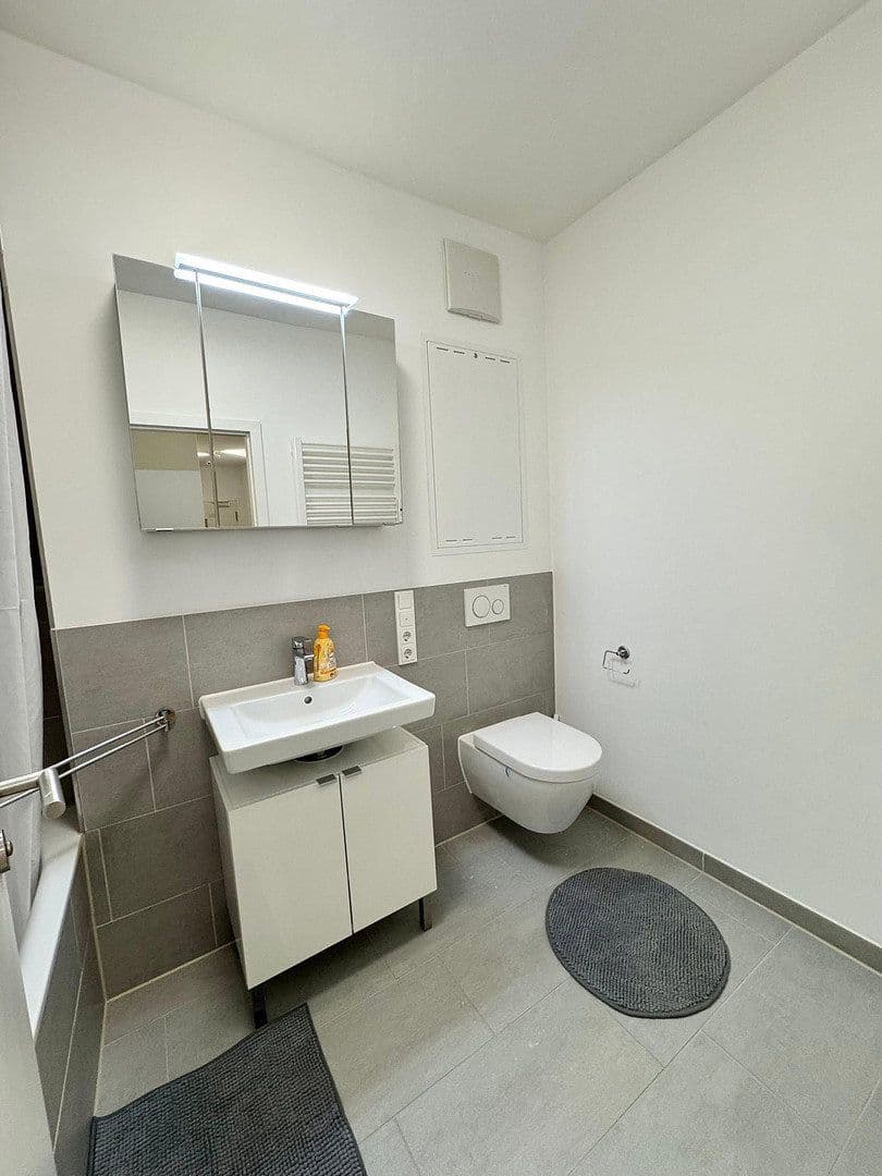 Prenájom bytu 1-izbový 90 m², Lothstr 13, München, Bavorsko Prenájom bytu 1-izbový 90 m², Lothstr 13, München, Bavorsko