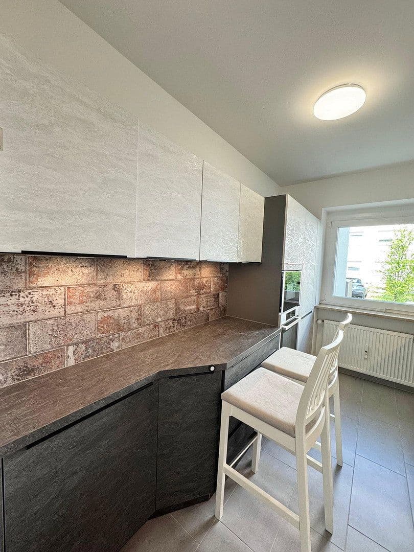 Prenájom bytu 1-izbový 90 m², Lothstr 13, München, Bavorsko Prenájom bytu 1-izbový 90 m², Lothstr 13, München, Bavorsko