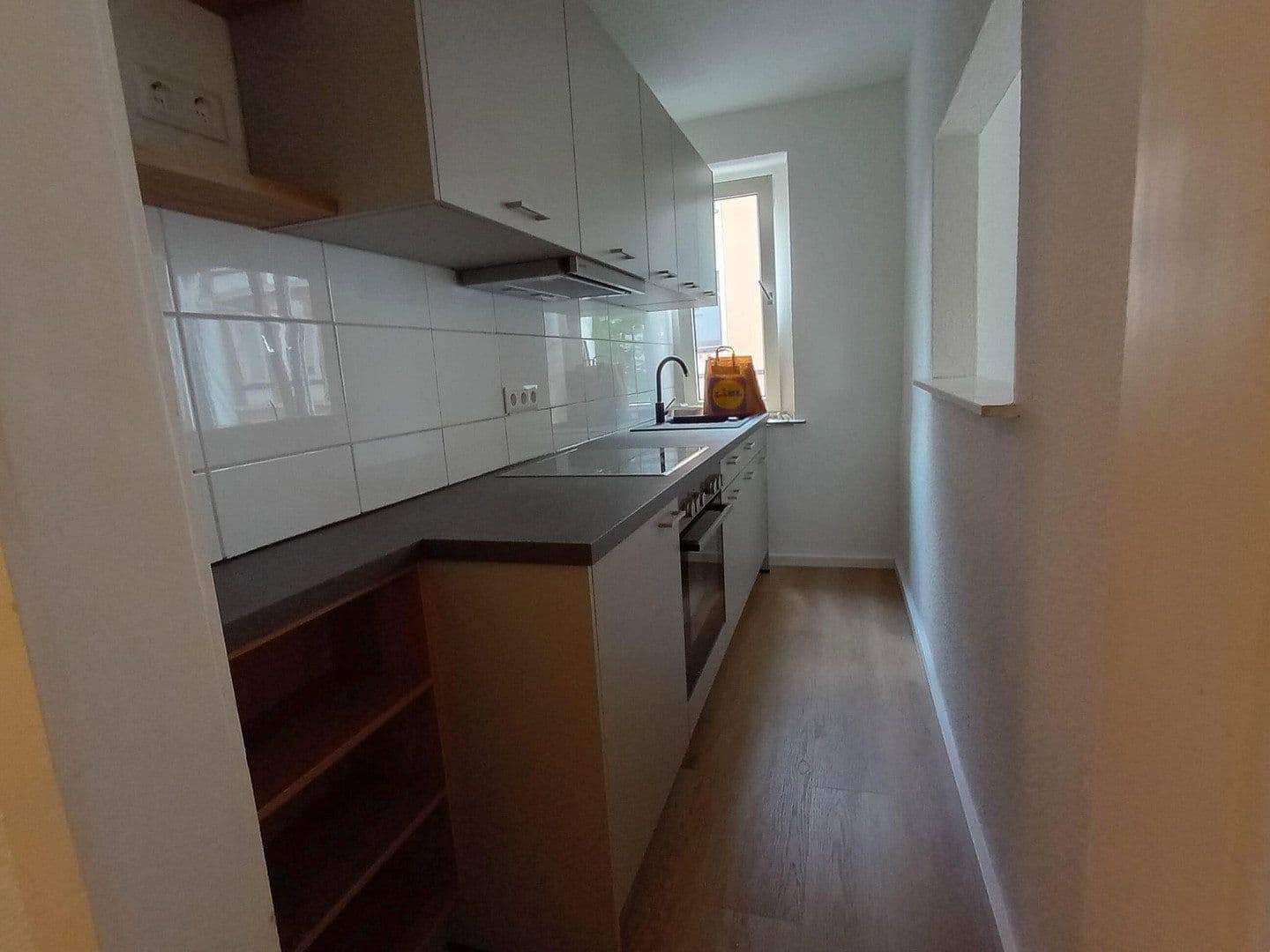 Prenájom bytu 2-izbový 44 m², Reinholdstraße 6, Duisburg, Severné Porýnie - Westfálsko Prenájom bytu 2-izbový 44 m², Reinholdstraße 6, Duisburg, Severné Porýnie - Westfálsko