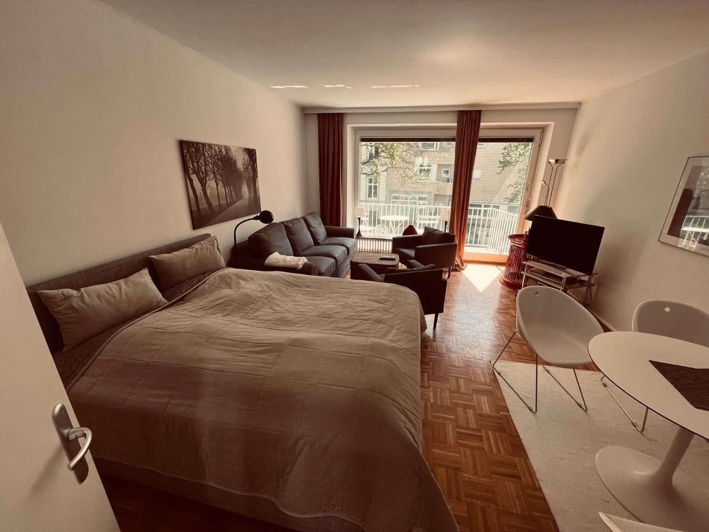 Prenájom bytu 1-izbový 35 m², Hamburg, Hamburg Prenájom bytu 1-izbový 35 m², Hamburg, Hamburg