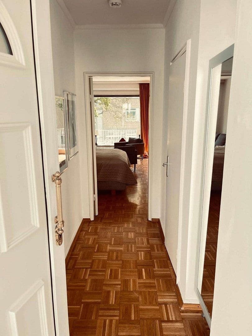 Prenájom bytu 1-izbový 35 m², Hamburg, Hamburg Prenájom bytu 1-izbový 35 m², Hamburg, Hamburg