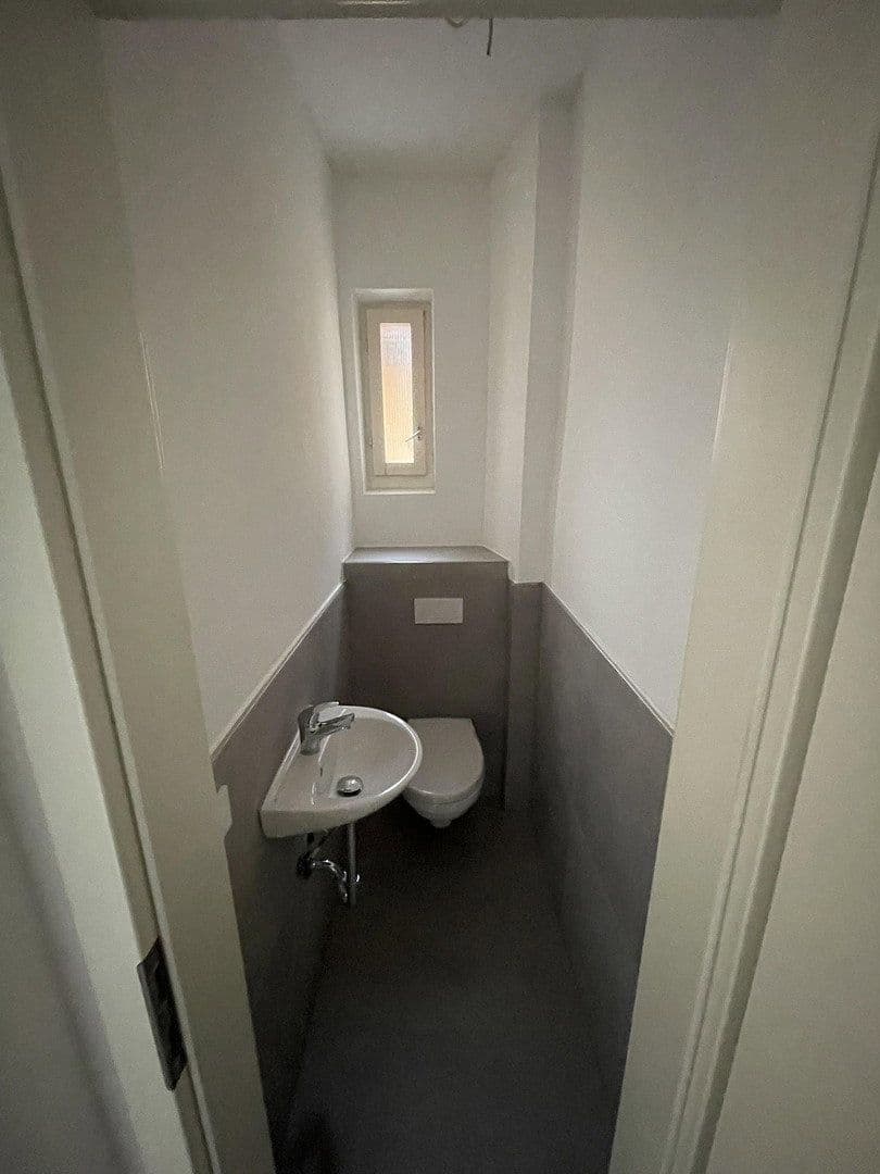 Prenájom bytu 3-izbový 65 m², Zabergäustr.97, Stuttgart, Bádensko-Wurttembersko Prenájom bytu 3-izbový 65 m², Zabergäustr.97, Stuttgart, Bádensko-Wurttembersko