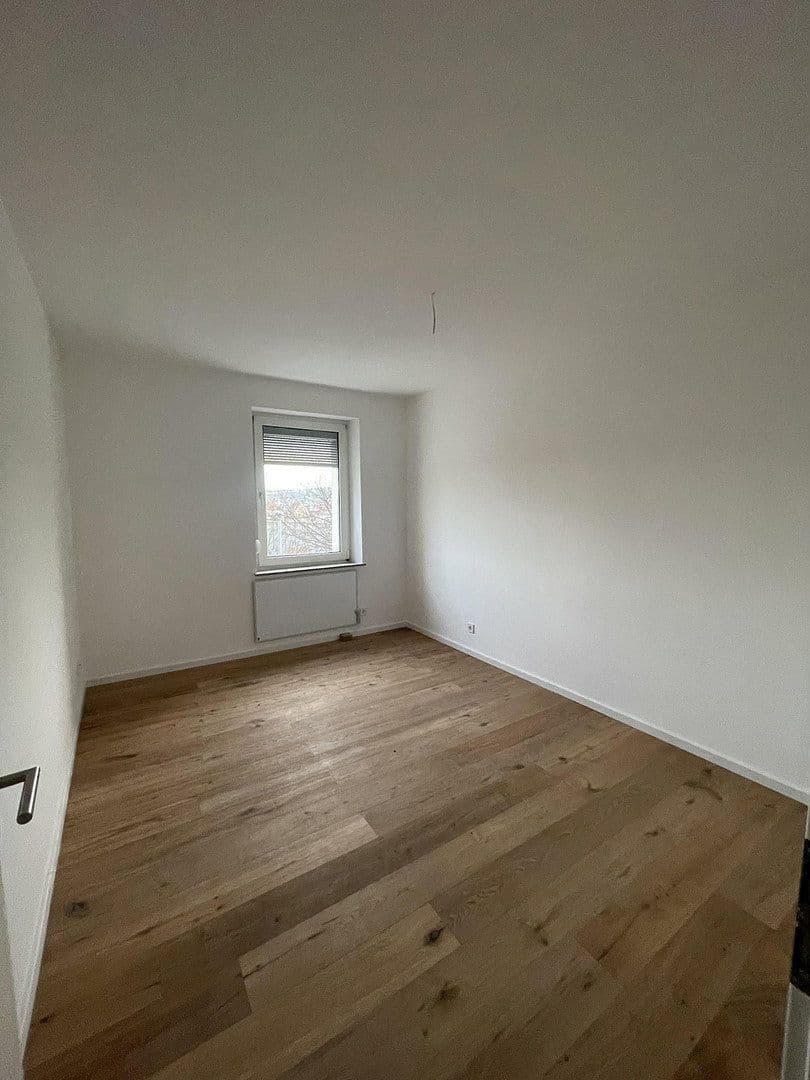 Prenájom bytu 3-izbový 65 m², Zabergäustr.97, Stuttgart, Bádensko-Wurttembersko Prenájom bytu 3-izbový 65 m², Zabergäustr.97, Stuttgart, Bádensko-Wurttembersko
