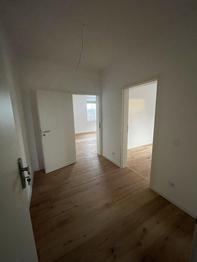 Prenájom bytu 3-izbový 65 m², Zabergäustr.97, Stuttgart, Bádensko-Wurttembersko Prenájom bytu 3-izbový 65 m², Zabergäustr.97, Stuttgart, Bádensko-Wurttembersko