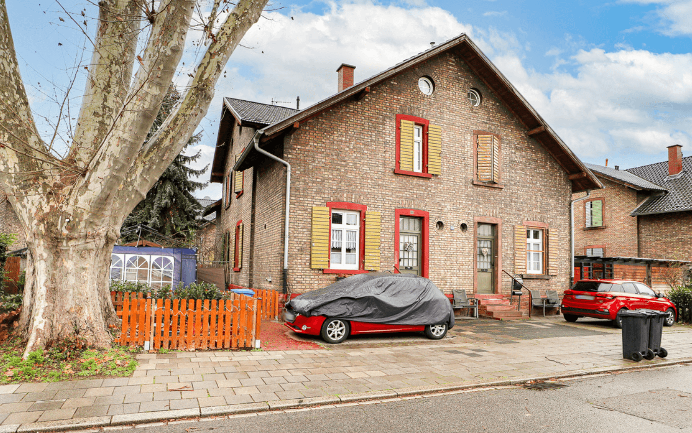 Predaj domu 97 m², pozemek 138 m², Ludwigshafen Am Rhein, Porýnie-Falcko Predaj domu 97 m², pozemek 138 m², Ludwigshafen Am Rhein, Porýnie-Falcko