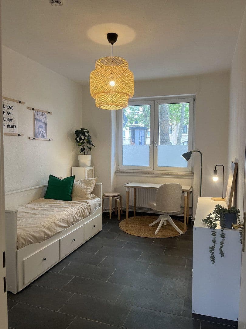 Prenájom bytu 2-izbový 25 m², Kaiser-Wilhelm-Ring 39, Mainz, Porýnie-Falcko Prenájom bytu 2-izbový 25 m², Kaiser-Wilhelm-Ring 39, Mainz, Porýnie-Falcko