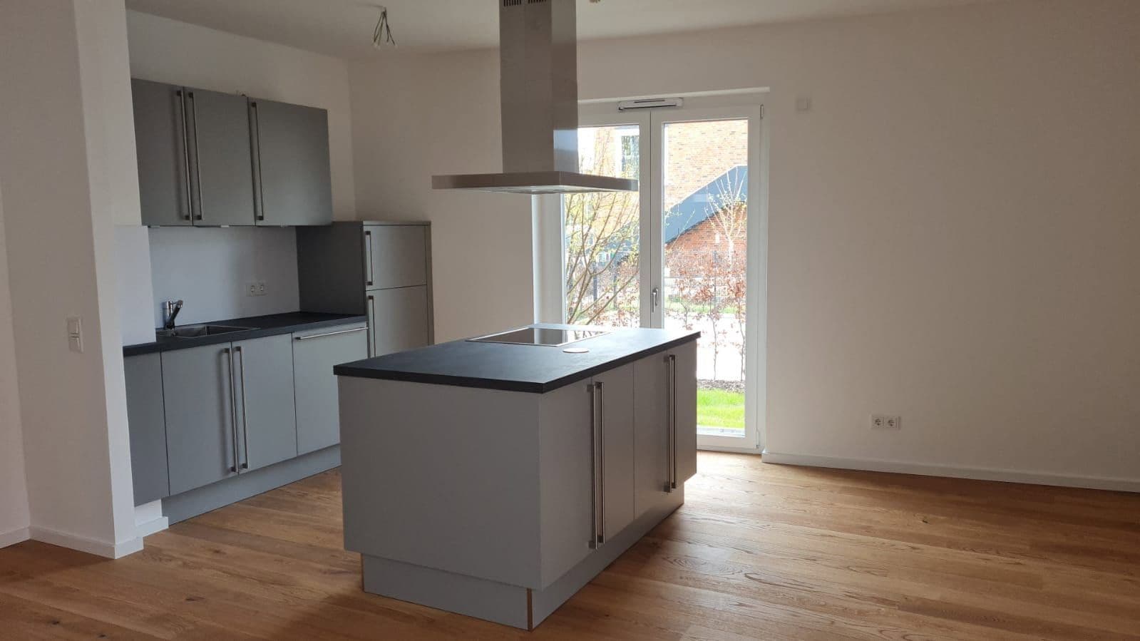 Prenájom bytu 3-izbový 86 m², Gerrit-Engelke-Straße 27, Hannover, Dolné Sasko Prenájom bytu 3-izbový 86 m², Gerrit-Engelke-Straße 27, Hannover, Dolné Sasko