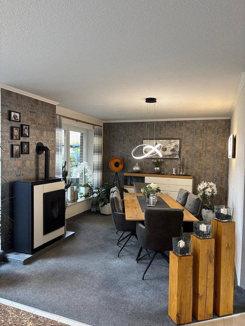 Predaj domu 160 m², pozemek 649 m², Martin-Reinke-Straße 17, Edewecht, Dolné Sasko Predaj domu 160 m², pozemek 649 m², Martin-Reinke-Straße 17, Edewecht, Dolné Sasko