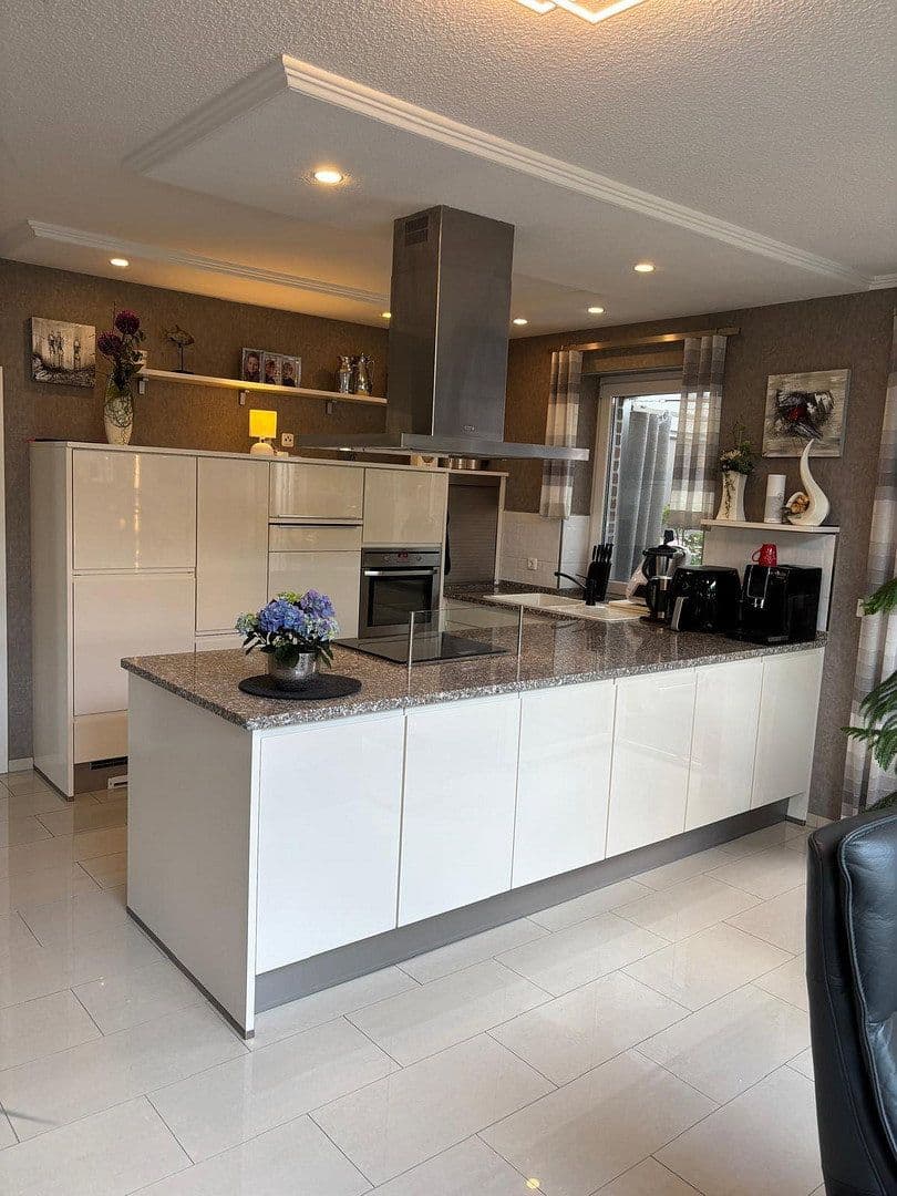 Predaj domu 160 m², pozemek 649 m², Martin-Reinke-Straße 17, Edewecht, Dolné Sasko Predaj domu 160 m², pozemek 649 m², Martin-Reinke-Straße 17, Edewecht, Dolné Sasko