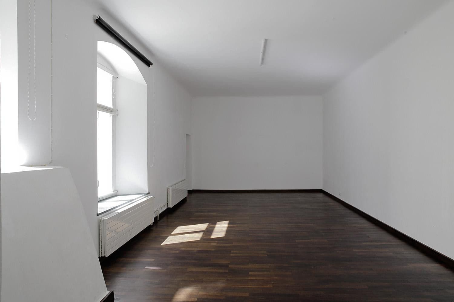Predaj bytu 4-izbový 119 m², Berlin, Berlín Predaj bytu 4-izbový 119 m², Berlin, Berlín