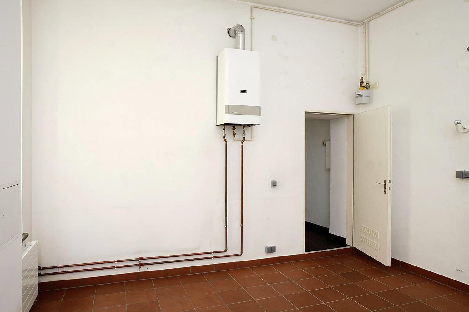 Predaj bytu 4-izbový 119 m², Berlin, Berlín Predaj bytu 4-izbový 119 m², Berlin, Berlín