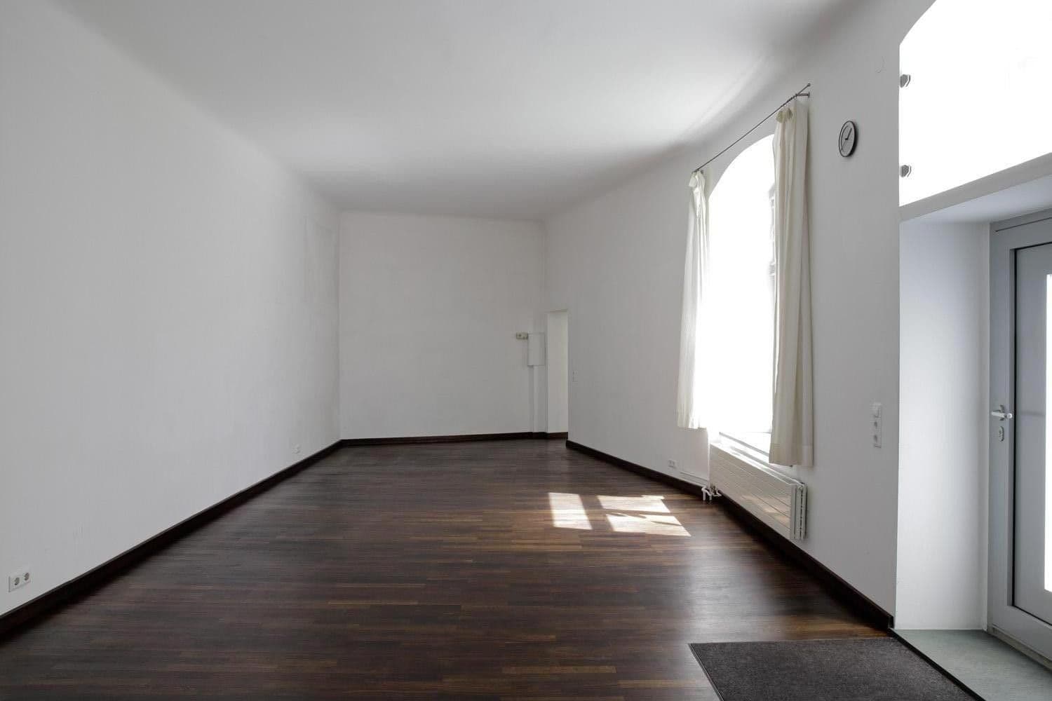 Predaj bytu 4-izbový 119 m², Berlin, Berlín Predaj bytu 4-izbový 119 m², Berlin, Berlín