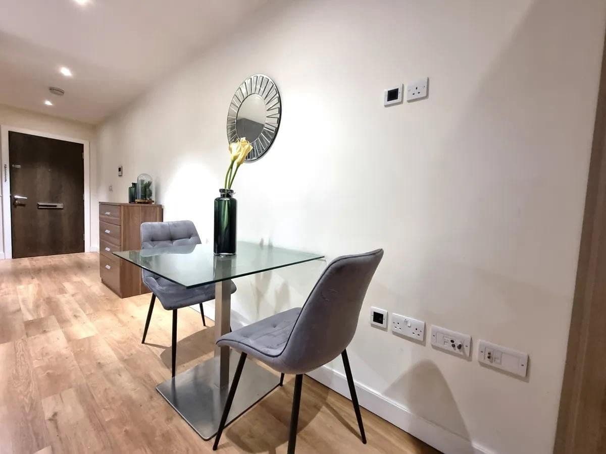 Prenájom bytu 1-izbový 28 m², Obentrautstraße 28, Berlin, Berlín Prenájom bytu 1-izbový 28 m², Obentrautstraße 28, Berlin, Berlín
