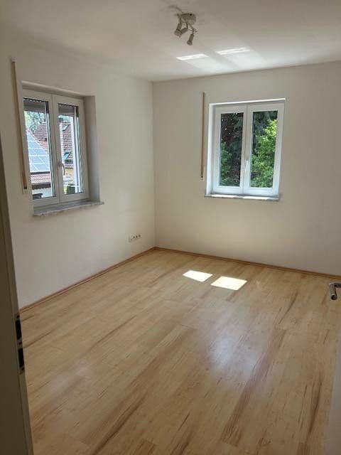 Predaj domu 150 m², pozemek 291 m², Brunnenstr.2, Ottenhofen, Bavorsko Predaj domu 150 m², pozemek 291 m², Brunnenstr.2, Ottenhofen, Bavorsko
