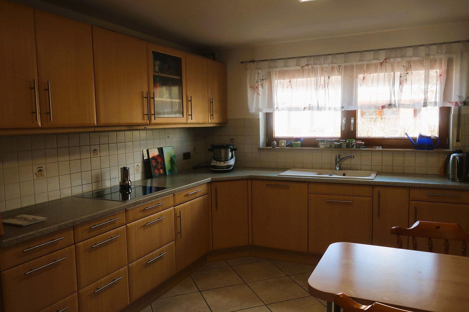 Predaj domu 194 m², pozemek 275 m², Mundelsheim, Bádensko-Wurttembersko Predaj domu 194 m², pozemek 275 m², Mundelsheim, Bádensko-Wurttembersko