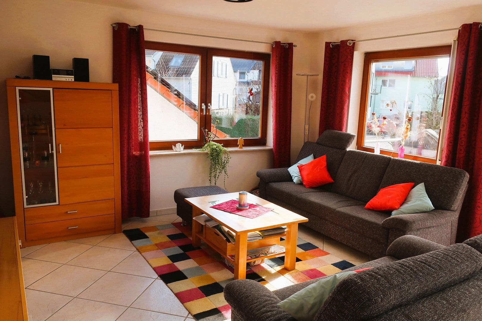 Predaj domu 194 m², pozemek 275 m², Mundelsheim, Bádensko-Wurttembersko Predaj domu 194 m², pozemek 275 m², Mundelsheim, Bádensko-Wurttembersko