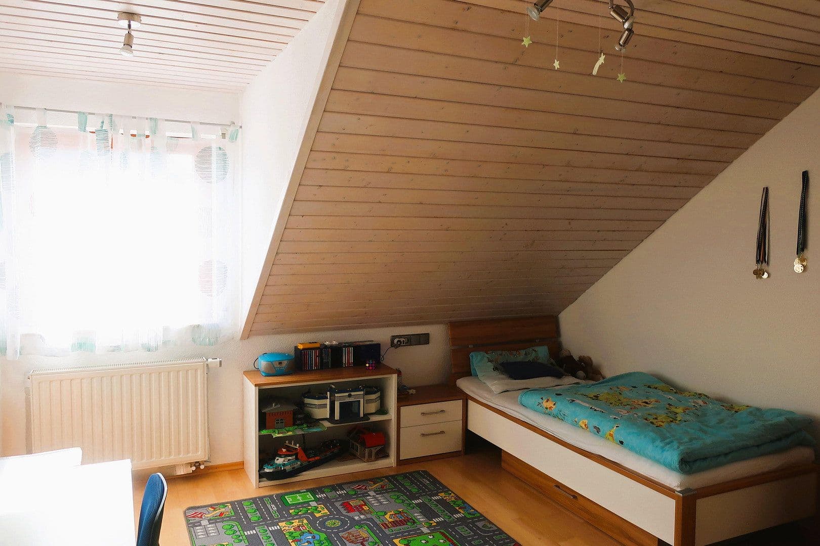 Predaj domu 194 m², pozemek 275 m², Mundelsheim, Bádensko-Wurttembersko Predaj domu 194 m², pozemek 275 m², Mundelsheim, Bádensko-Wurttembersko