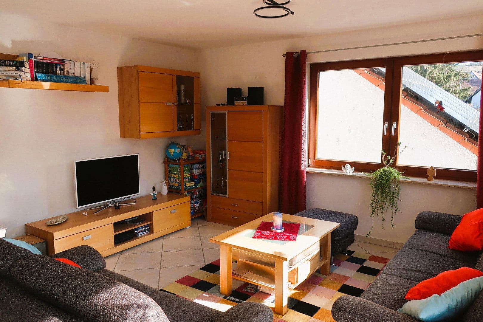 Predaj domu 194 m², pozemek 275 m², Mundelsheim, Bádensko-Wurttembersko Predaj domu 194 m², pozemek 275 m², Mundelsheim, Bádensko-Wurttembersko