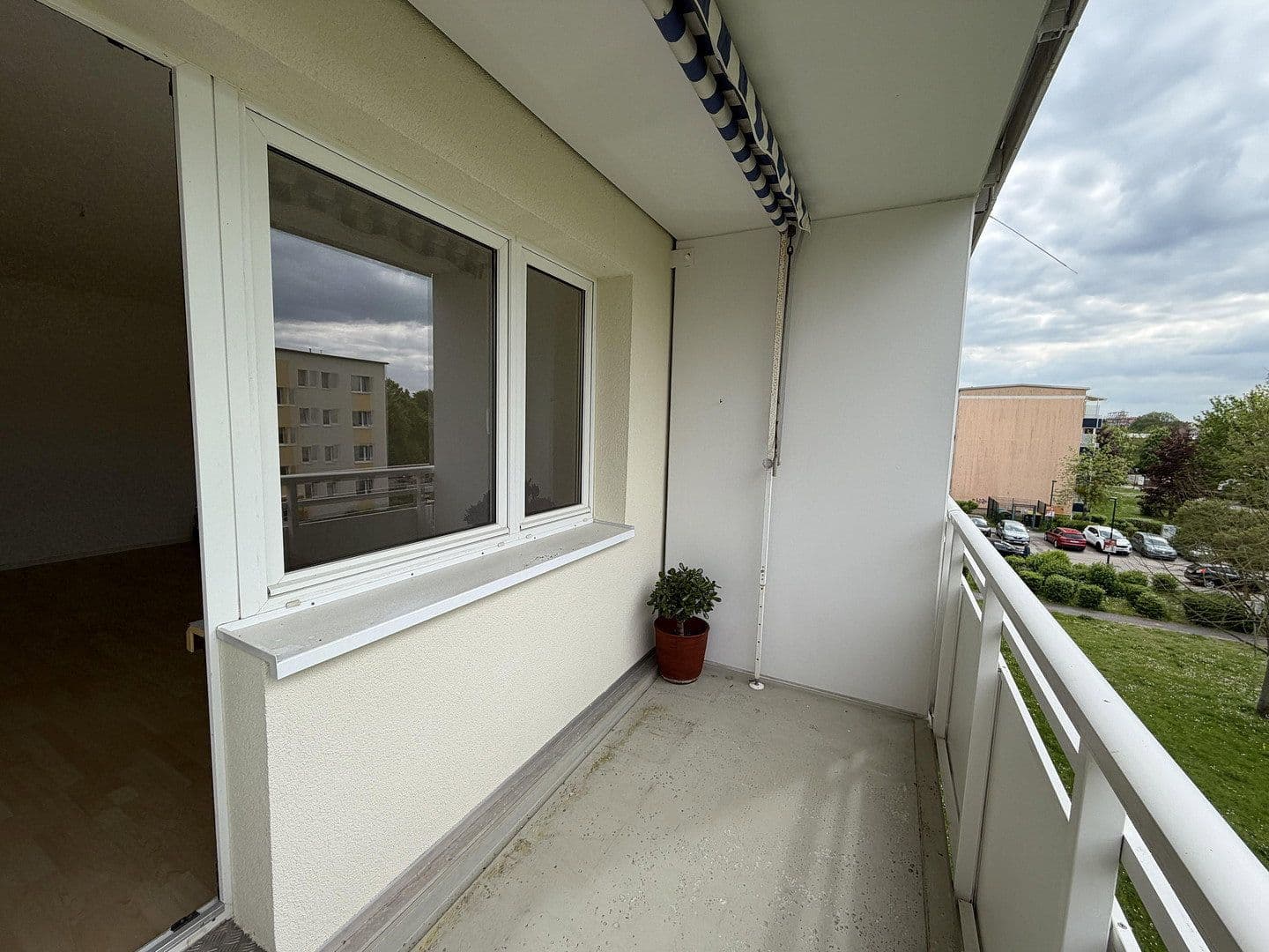 Prenájom bytu 3-izbový 62 m², Eberswalde, Brandenbursko Prenájom bytu 3-izbový 62 m², Eberswalde, Brandenbursko