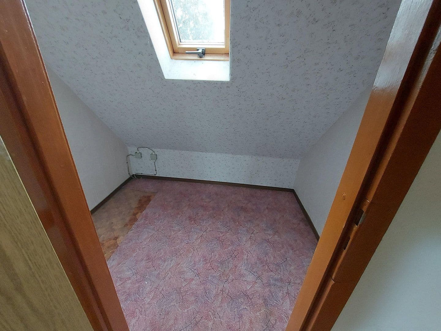 Predaj domu 124 m², pozemek 300 m², Anger 38, Raguhn-Jeßnitz, Sasko-Anhaltsko Predaj domu 124 m², pozemek 300 m², Anger 38, Raguhn-Jeßnitz, Sasko-Anhaltsko