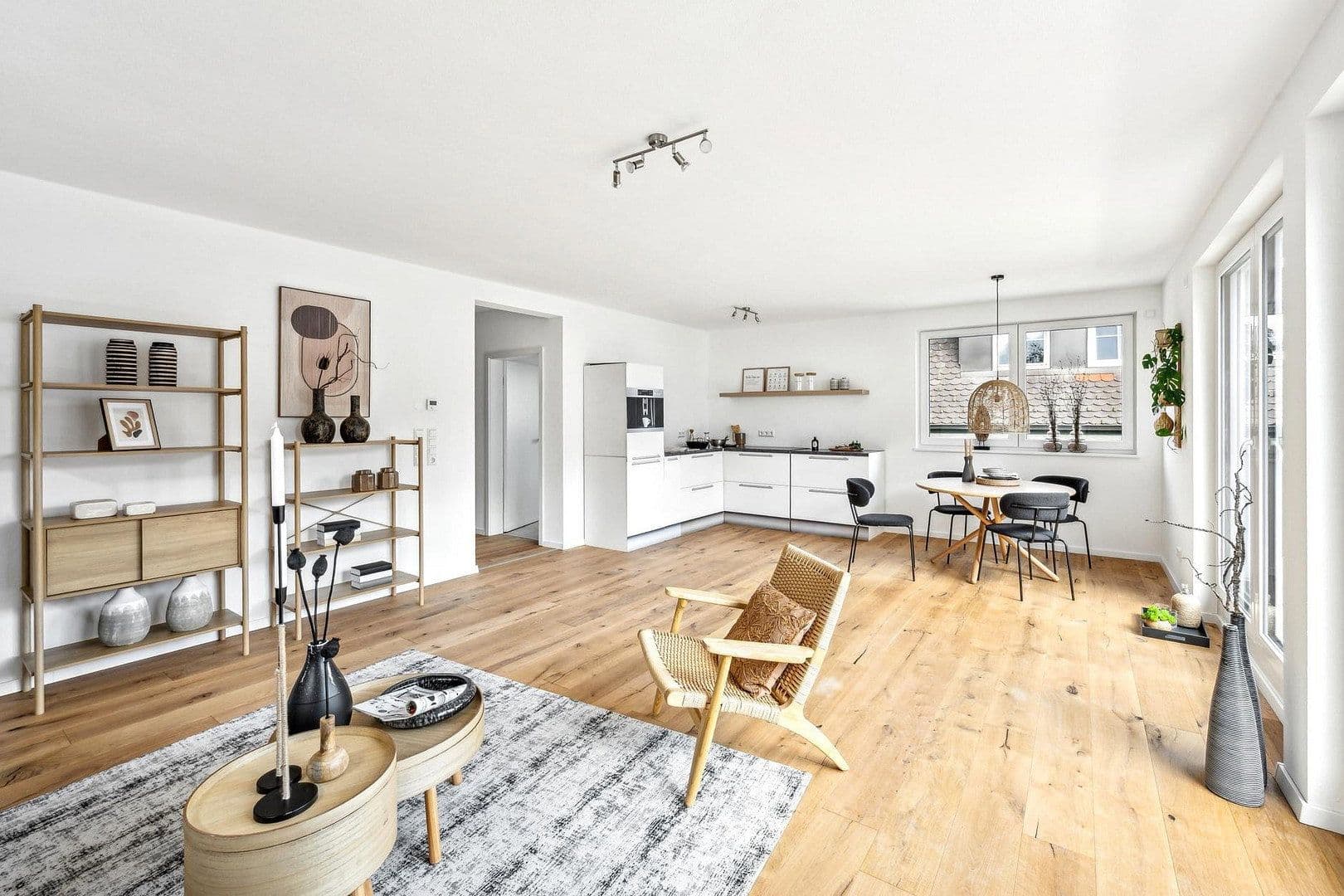 Prenájom bytu 4-izbový 109 m², Sigmaringen, Bádensko-Wurttembersko Prenájom bytu 4-izbový 109 m², Sigmaringen, Bádensko-Wurttembersko