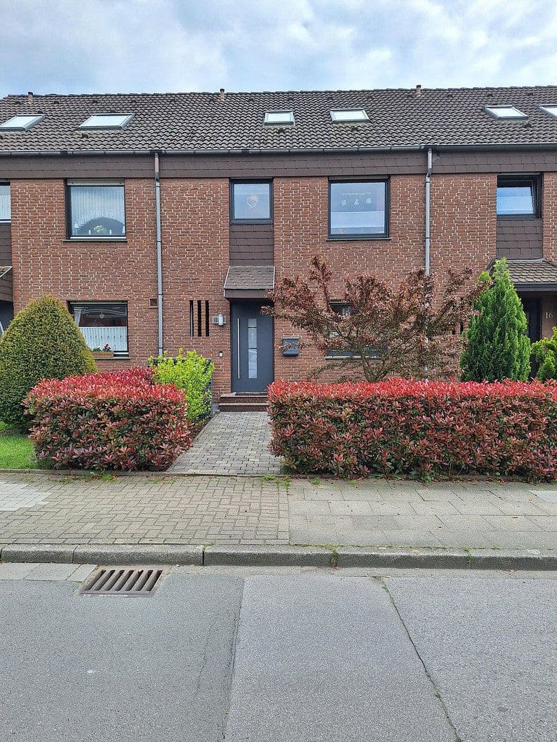 Predaj domu 136 m², pozemek 297 m², Gladbeck, Severné Porýnie - Westfálsko Predaj domu 136 m², pozemek 297 m², Gladbeck, Severné Porýnie - Westfálsko