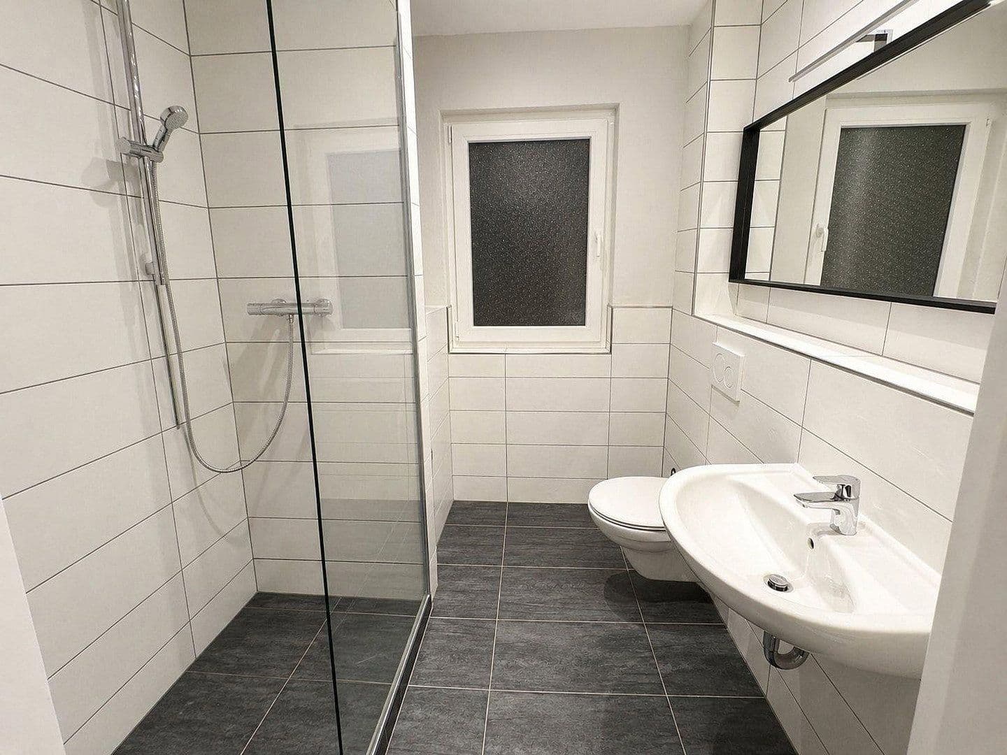 Prenájom bytu 2-izbový 56 m², Hannover, Dolné Sasko Prenájom bytu 2-izbový 56 m², Hannover, Dolné Sasko