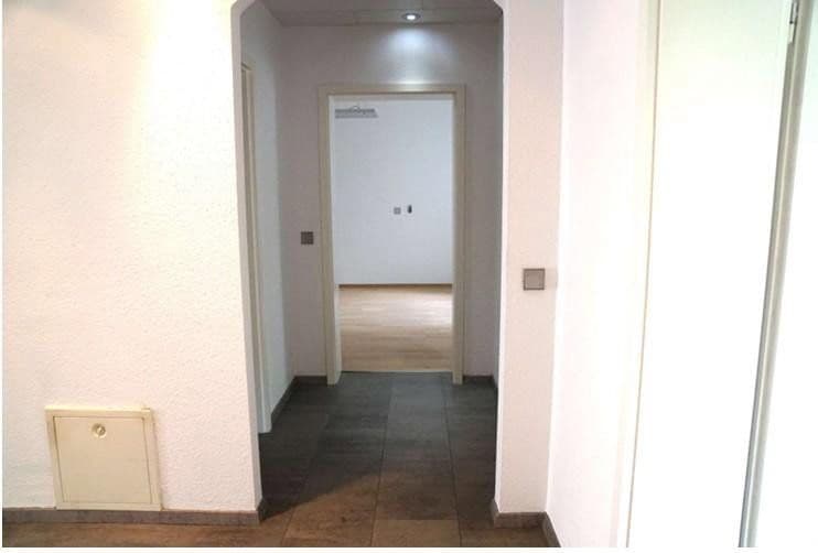 Prenájom bytu 3-izbový 100 m², Balinger Straße 50, Balingen, Bádensko-Wurttembersko Prenájom bytu 3-izbový 100 m², Balinger Straße 50, Balingen, Bádensko-Wurttembersko
