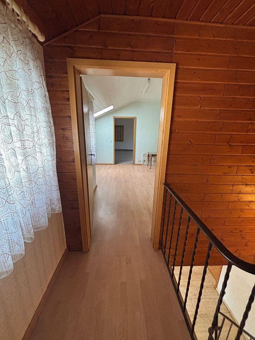 Predaj domu 160 m², pozemek 570 m², Gertrud minus von minus Lee minus Ford minus Straße 13, Koblenz, Porýnie-Falcko Predaj domu 160 m², pozemek 570 m², Gertrud minus von minus Lee minus Ford minus Straße 13, Koblenz, Porýnie-Falcko