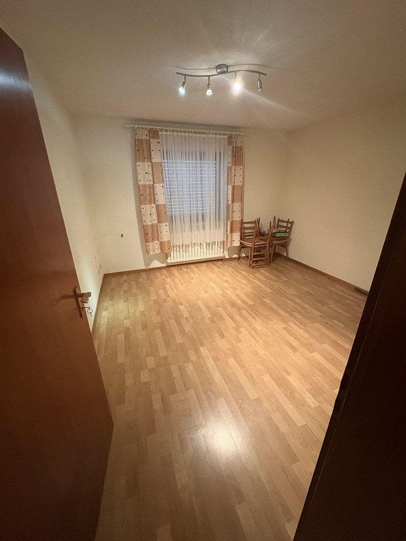 Predaj domu 160 m², pozemek 570 m², Gertrud minus von minus Lee minus Ford minus Straße 13, Koblenz, Porýnie-Falcko Predaj domu 160 m², pozemek 570 m², Gertrud minus von minus Lee minus Ford minus Straße 13, Koblenz, Porýnie-Falcko