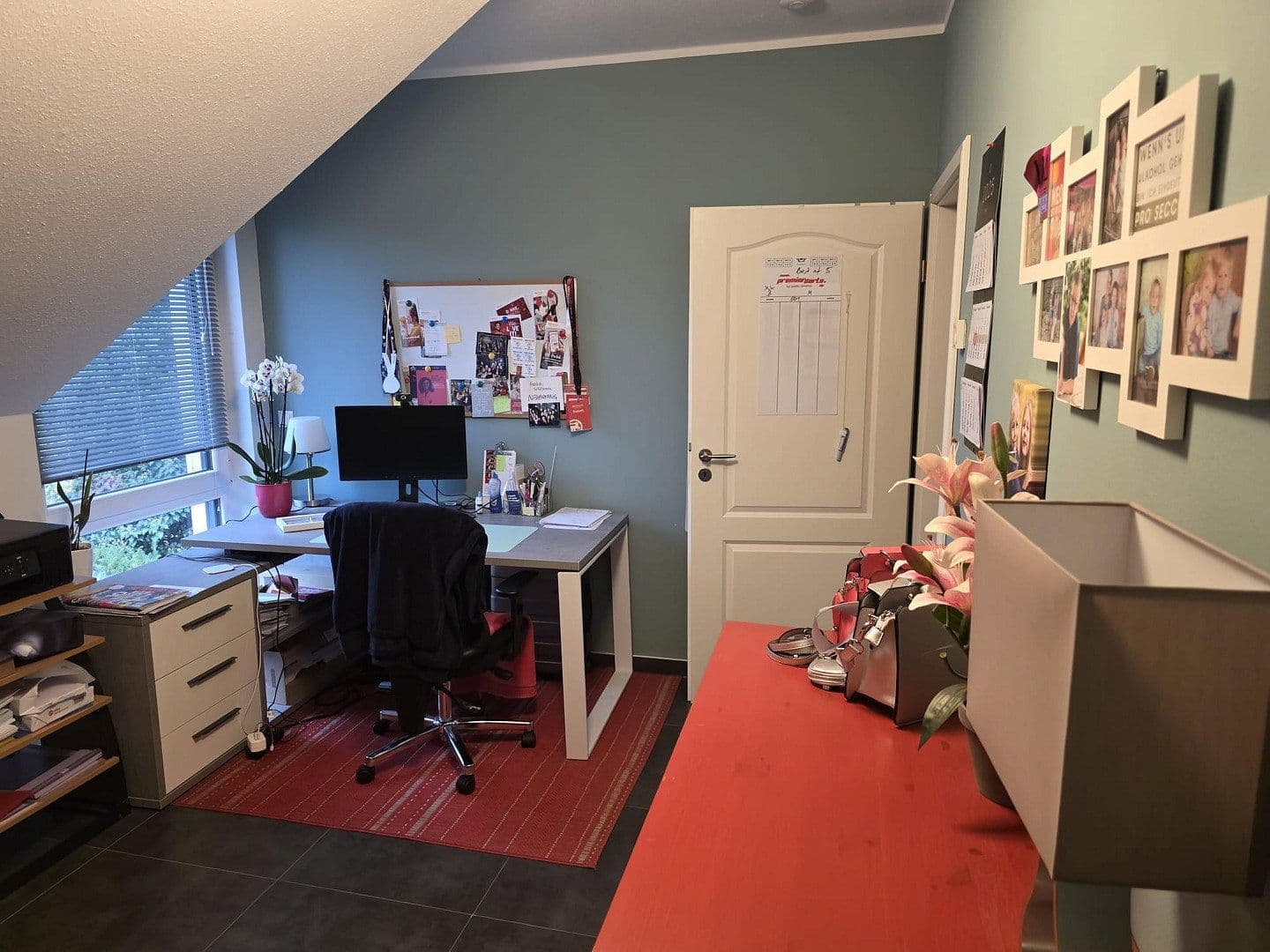 Predaj domu 110 m², pozemek 535 m², Hannoversche Straße 67B, Isernhagen, Dolné Sasko Predaj domu 110 m², pozemek 535 m², Hannoversche Straße 67B, Isernhagen, Dolné Sasko