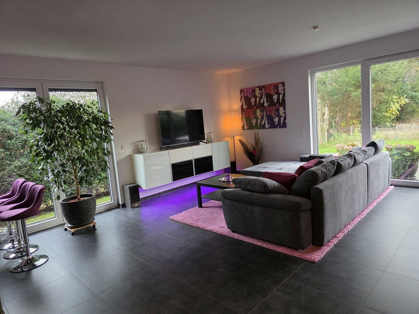 Predaj domu 110 m², pozemek 535 m², Hannoversche Straße 67B, Isernhagen, Dolné Sasko Predaj domu 110 m², pozemek 535 m², Hannoversche Straße 67B, Isernhagen, Dolné Sasko