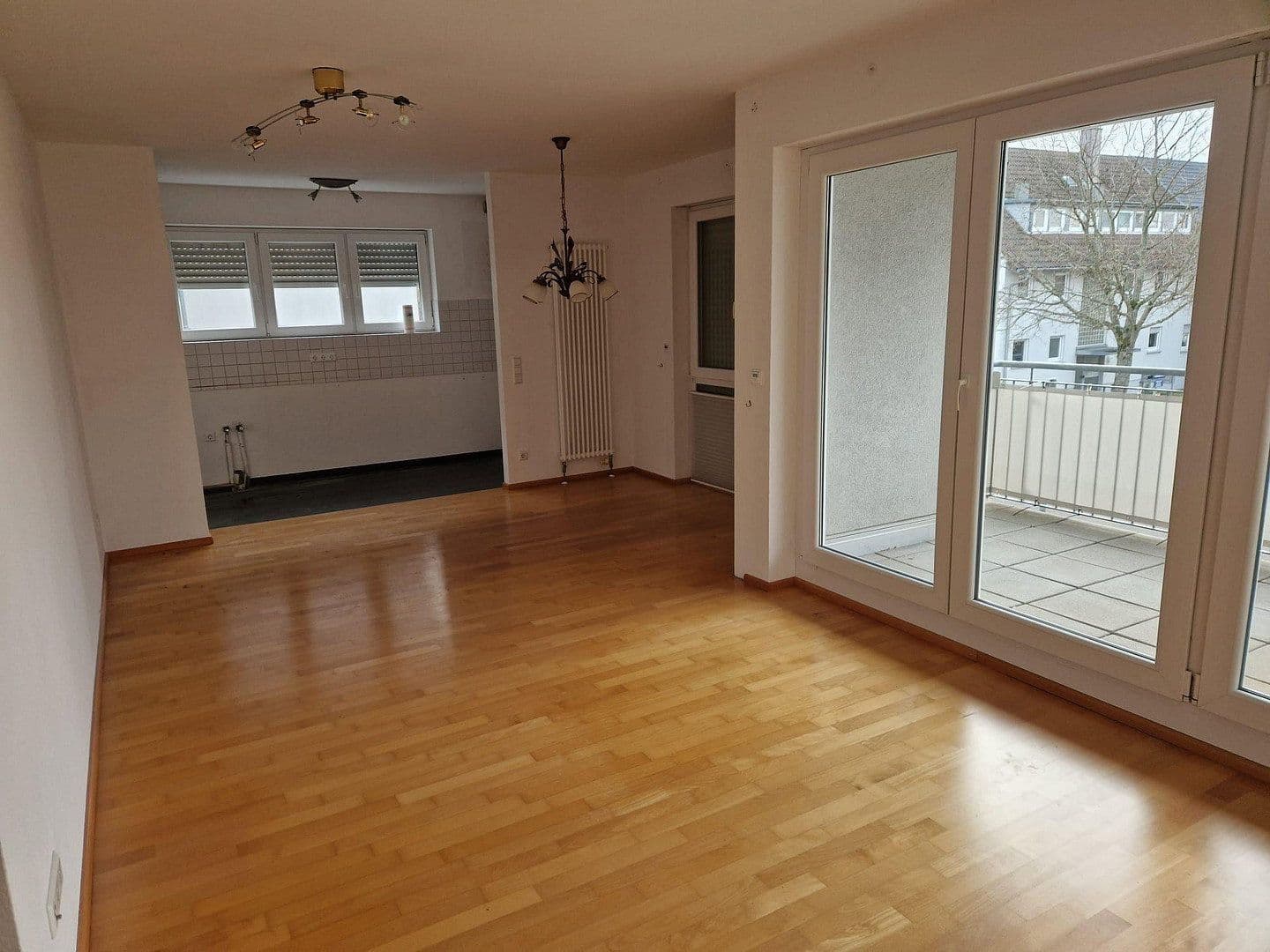 Predaj bytu 3-izbový 82 m², Karlsruhe, Bádensko-Wurttembersko Predaj bytu 3-izbový 82 m², Karlsruhe, Bádensko-Wurttembersko