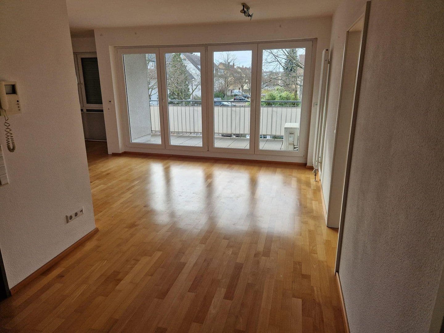 Predaj bytu 3-izbový 82 m², Karlsruhe, Bádensko-Wurttembersko Predaj bytu 3-izbový 82 m², Karlsruhe, Bádensko-Wurttembersko