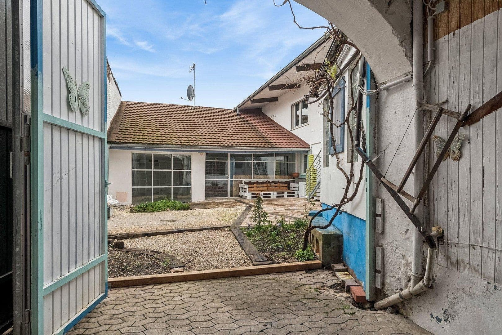 Prenájom nebytového priestoru 190 m², Glescher Str. 35, Bergheim, Severné Porýnie - Westfálsko Prenájom nebytového priestoru 190 m², Glescher Str. 35, Bergheim, Severné Porýnie - Westfálsko
