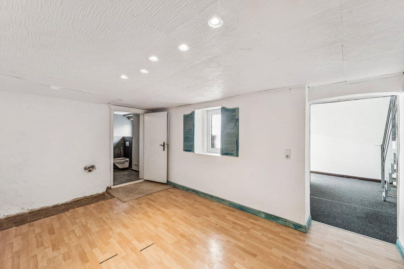 Prenájom nebytového priestoru 190 m², Glescher Str. 35, Bergheim, Severné Porýnie - Westfálsko Prenájom nebytového priestoru 190 m², Glescher Str. 35, Bergheim, Severné Porýnie - Westfálsko