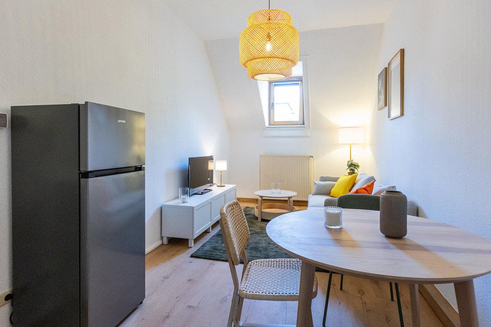 Prenájom bytu 2-izbový 42 m², Wiesbaden, Hesensko Prenájom bytu 2-izbový 42 m², Wiesbaden, Hesensko