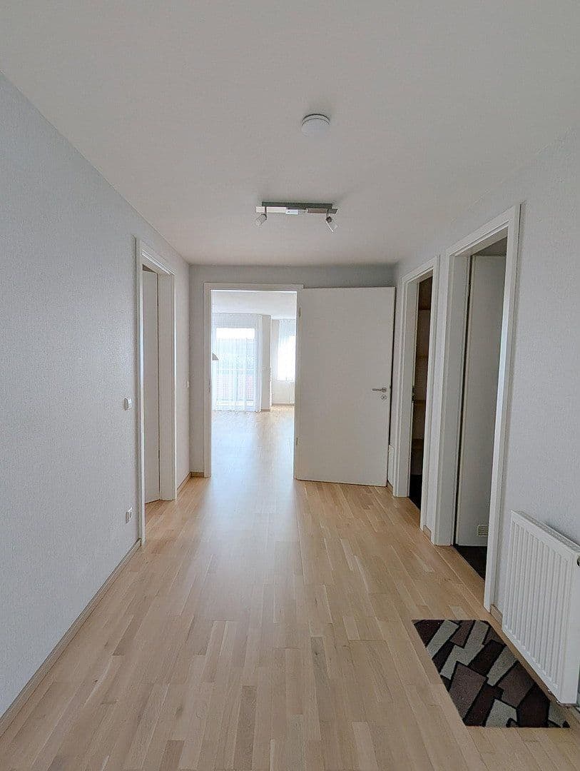 Prenájom bytu 3-izbový 93 m², Backnang, Bádensko-Wurttembersko Prenájom bytu 3-izbový 93 m², Backnang, Bádensko-Wurttembersko