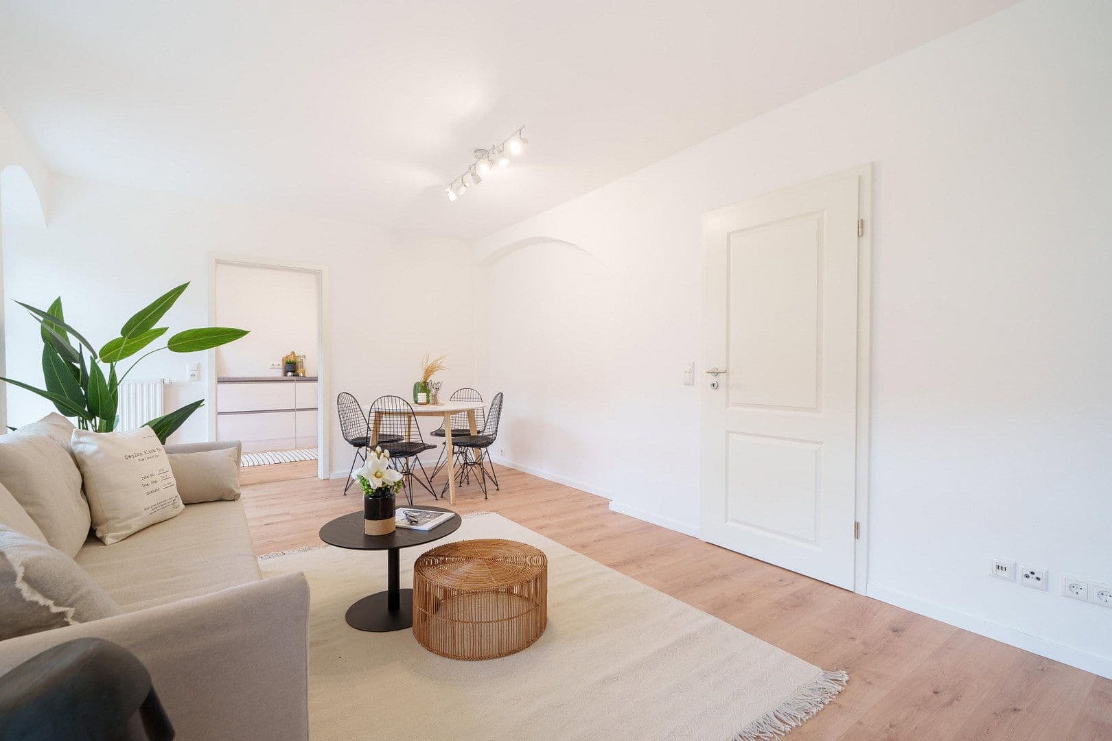 Predaj bytu 4-izbový 92 m², Bannewitz, Sasko Predaj bytu 4-izbový 92 m², Bannewitz, Sasko