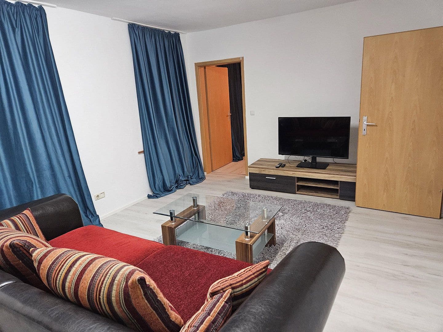 Prenájom bytu 5-izbový 125 m², Augsburg, Bavorsko Prenájom bytu 5-izbový 125 m², Augsburg, Bavorsko