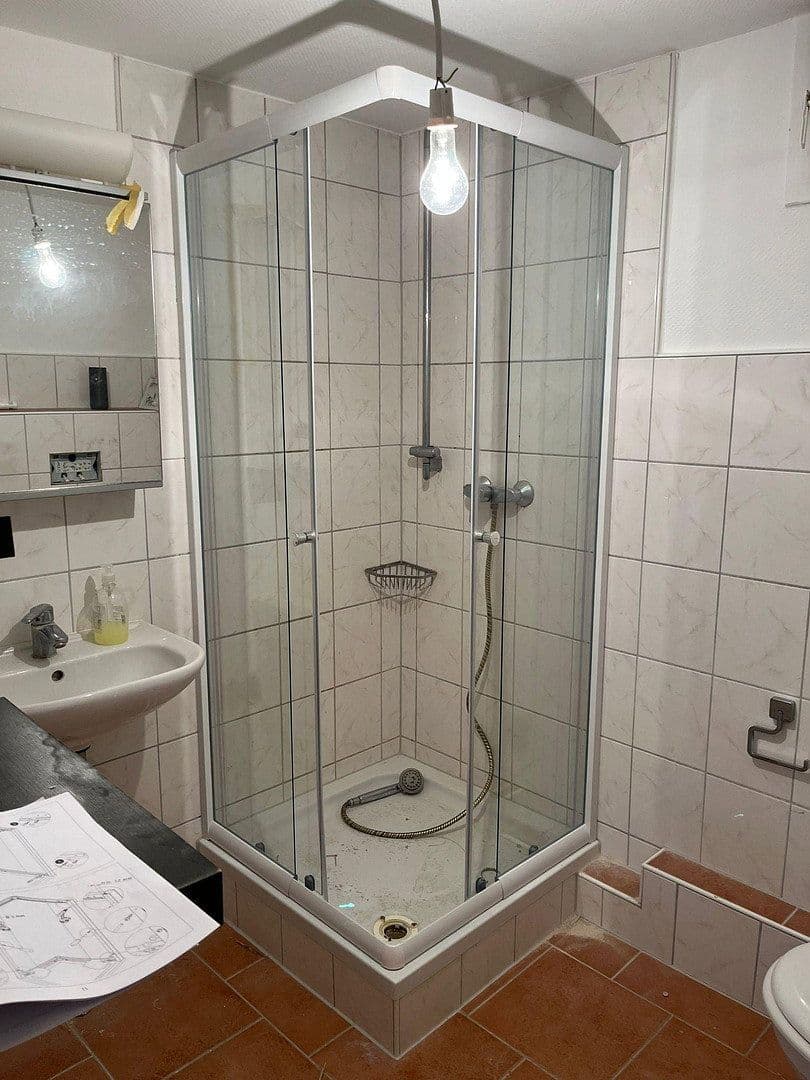 Prenájom bytu 5-izbový 140 m², Hauptstr. 39, Dettenheim, Bádensko-Wurttembersko Prenájom bytu 5-izbový 140 m², Hauptstr. 39, Dettenheim, Bádensko-Wurttembersko