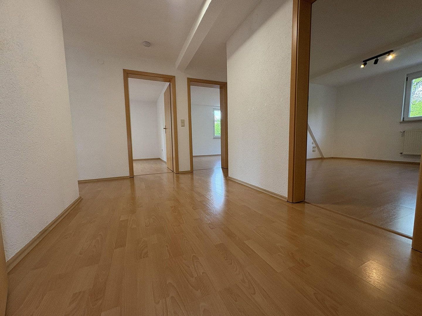 Prenájom bytu 3-izbový 86 m², Bahnhofstrasse 79/1, Tuttlingen, Bádensko-Wurttembersko Prenájom bytu 3-izbový 86 m², Bahnhofstrasse 79/1, Tuttlingen, Bádensko-Wurttembersko