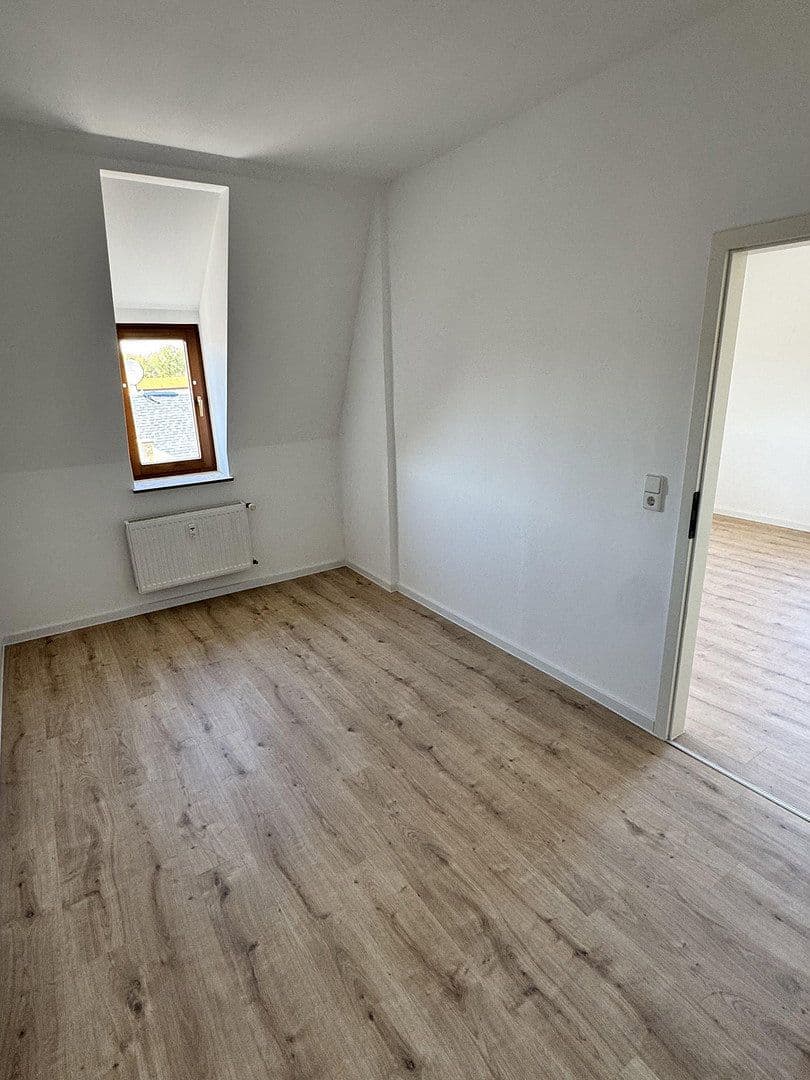 Prenájom bytu 2-izbový 42 m², Philippstr. 57, Meerane, Sasko Prenájom bytu 2-izbový 42 m², Philippstr. 57, Meerane, Sasko