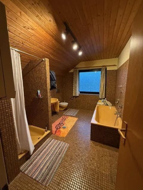 Predaj domu 182 m², pozemek 1.037 m², Lübeck, Šlezvicko-Holštajnsko Predaj domu 182 m², pozemek 1.037 m², Lübeck, Šlezvicko-Holštajnsko