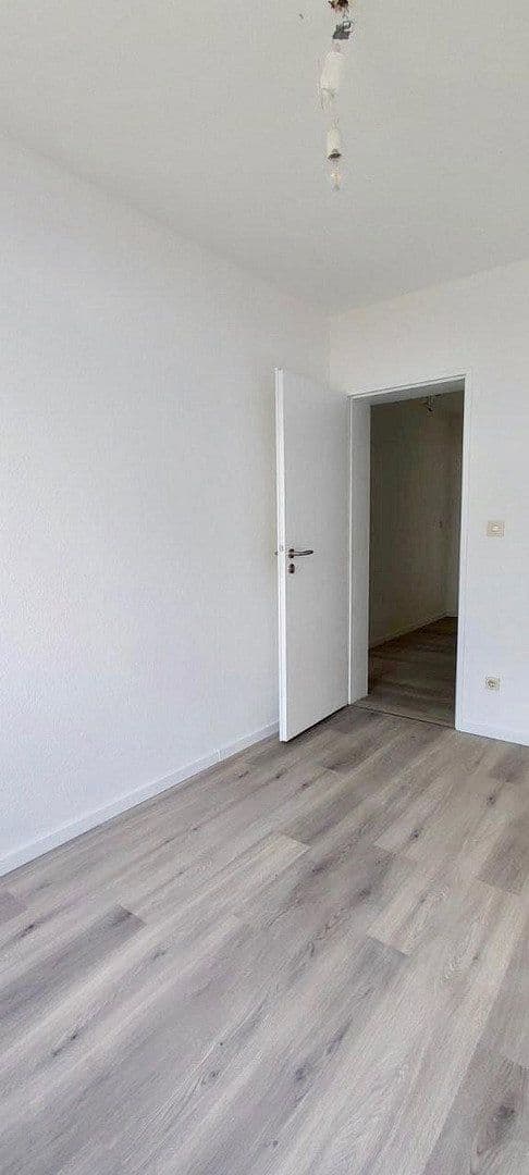 Prenájom bytu 3-izbový 64 m², Paderborn, Severné Porýnie - Westfálsko Prenájom bytu 3-izbový 64 m², Paderborn, Severné Porýnie - Westfálsko